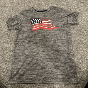 Heather grey short sleeve with American flag.